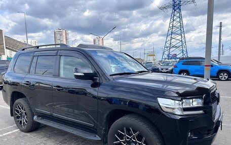 Toyota Land Cruiser 200, 2018 год, 7 200 000 рублей, 3 фотография