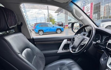 Toyota Land Cruiser 200, 2018 год, 7 200 000 рублей, 6 фотография