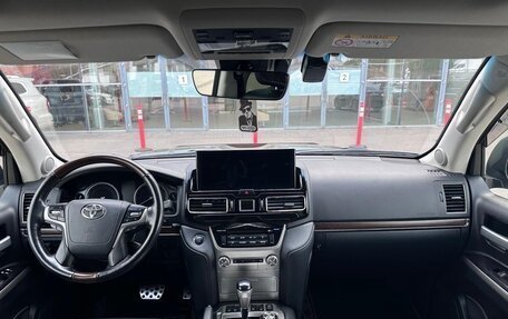 Toyota Land Cruiser 200, 2018 год, 7 200 000 рублей, 11 фотография