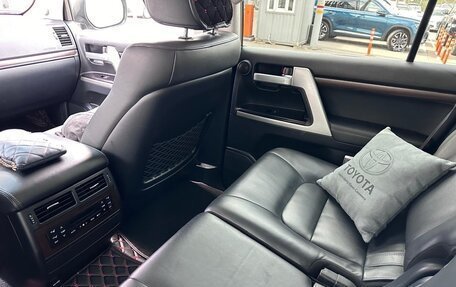 Toyota Land Cruiser 200, 2018 год, 7 200 000 рублей, 10 фотография