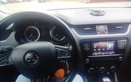 Skoda Octavia, 2018 год, 1 860 000 рублей, 9 фотография