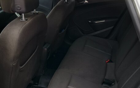 Opel Astra J, 2011 год, 600 000 рублей, 6 фотография