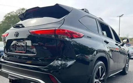 Toyota Highlander, 2022 год, 8 000 000 рублей, 6 фотография