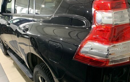 Toyota Land Cruiser Prado 150 рестайлинг 2, 2015 год, 3 800 000 рублей, 3 фотография