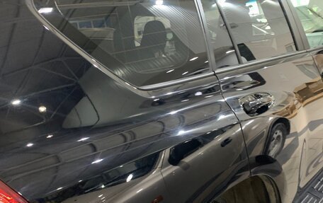 Toyota Land Cruiser Prado 150 рестайлинг 2, 2015 год, 3 800 000 рублей, 5 фотография