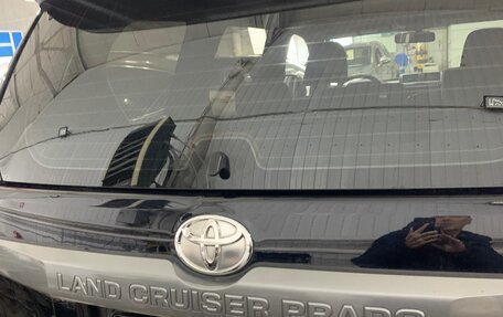 Toyota Land Cruiser Prado 150 рестайлинг 2, 2015 год, 3 800 000 рублей, 4 фотография