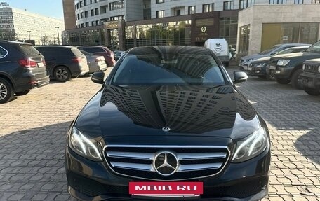 Mercedes-Benz E-Класс, 2019 год, 3 400 000 рублей, 2 фотография