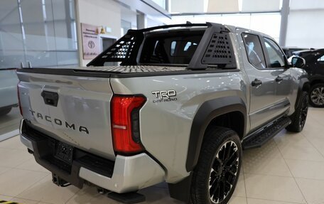 Toyota Tacoma, 2024 год, 11 500 000 рублей, 5 фотография