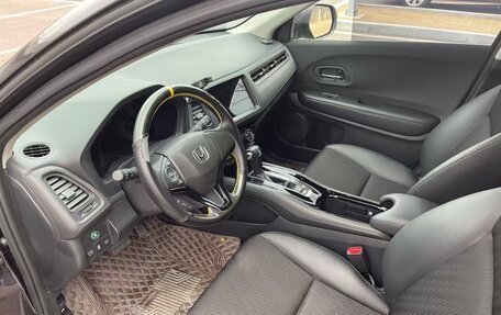 Honda Vezel, 2022 год, 1 465 000 рублей, 7 фотография