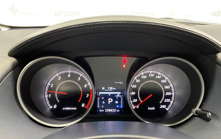 Mitsubishi Outlander III рестайлинг 3, 2010 год, 897 000 рублей, 15 фотография