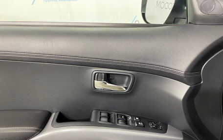 Mitsubishi Outlander III рестайлинг 3, 2010 год, 897 000 рублей, 14 фотография