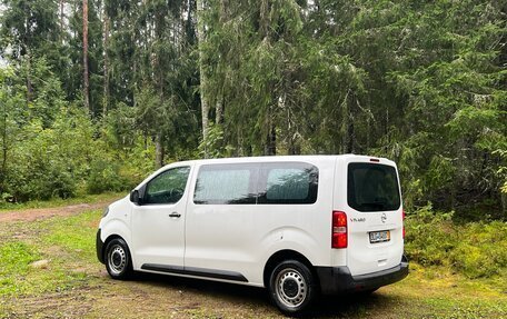 Opel Vivaro, 2021 год, 2 299 000 рублей, 4 фотография