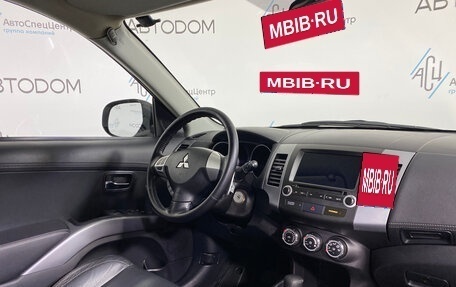 Mitsubishi Outlander III рестайлинг 3, 2010 год, 897 000 рублей, 11 фотография