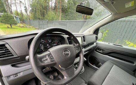 Opel Vivaro, 2021 год, 2 299 000 рублей, 15 фотография