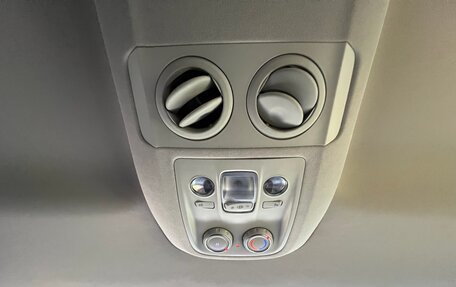 Opel Vivaro, 2021 год, 2 299 000 рублей, 20 фотография