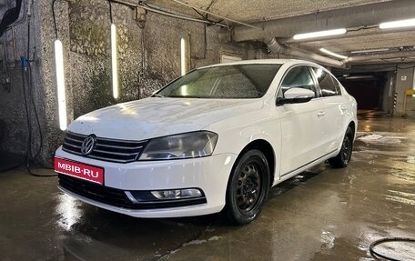 Volkswagen Passat B7, 2011 год, 455 000 рублей, 1 фотография