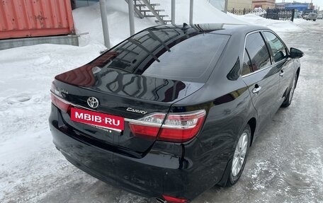 Toyota Camry, 2016 год, 2 400 000 рублей, 16 фотография