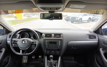 Volkswagen Jetta VI, 2015 год, 1 050 000 рублей, 18 фотография