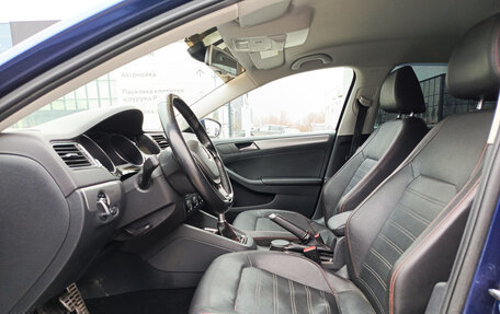 Volkswagen Jetta VI, 2015 год, 1 050 000 рублей, 20 фотография