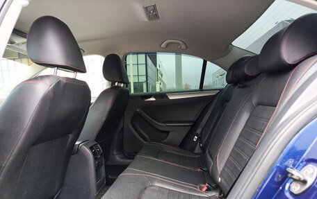 Volkswagen Jetta VI, 2015 год, 1 050 000 рублей, 16 фотография