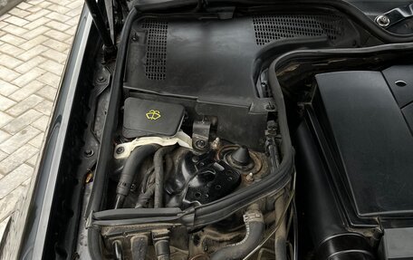 Mercedes-Benz E-Класс, 2003 год, 820 000 рублей, 24 фотография