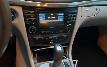 Mercedes-Benz E-Класс, 2003 год, 820 000 рублей, 30 фотография