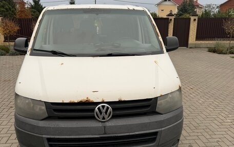 Volkswagen Transporter T5 рестайлинг, 2010 год, 910 000 рублей, 2 фотография