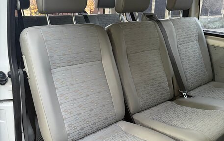 Volkswagen Transporter T5 рестайлинг, 2010 год, 910 000 рублей, 8 фотография