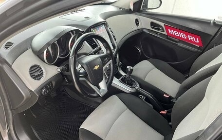 Chevrolet Cruze II, 2011 год, 877 000 рублей, 13 фотография