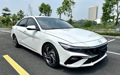 Hyundai Elantra, 2023 год, 1 471 690 рублей, 4 фотография