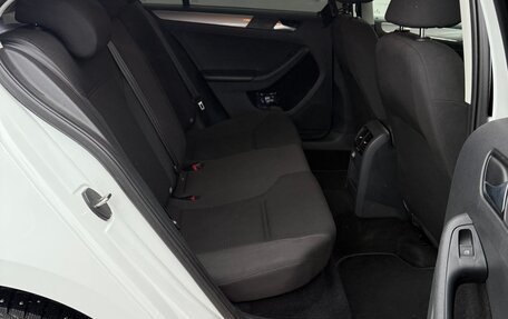 Volkswagen Jetta VI, 2016 год, 1 360 000 рублей, 7 фотография