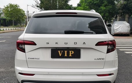 Skoda Karoq I, 2022 год, 2 050 000 рублей, 6 фотография