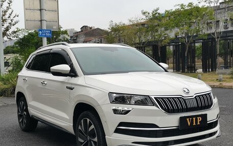 Skoda Karoq I, 2022 год, 2 050 000 рублей, 3 фотография