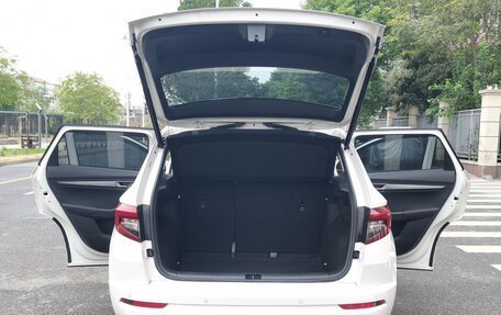 Skoda Karoq I, 2022 год, 2 050 000 рублей, 13 фотография