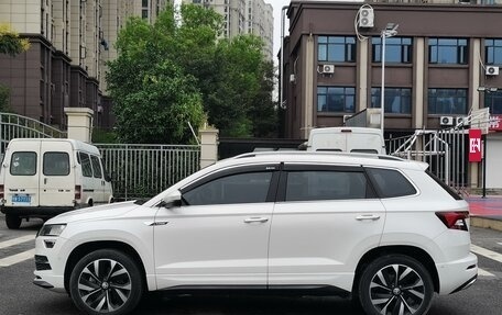 Skoda Karoq I, 2022 год, 2 050 000 рублей, 8 фотография
