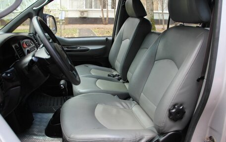 Hyundai Starex I рестайлинг, 2006 год, 755 000 рублей, 35 фотография