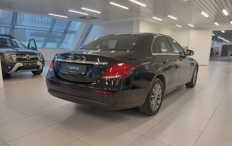 Mercedes-Benz E-Класс, 2016 год, 2 499 000 рублей, 3 фотография