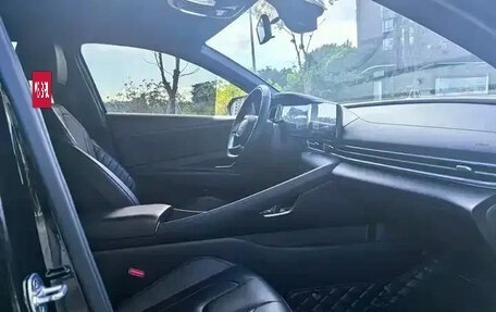 Hyundai Elantra, 2022 год, 1 600 000 рублей, 10 фотография