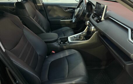 Toyota RAV4, 2021 год, 3 900 000 рублей, 20 фотография