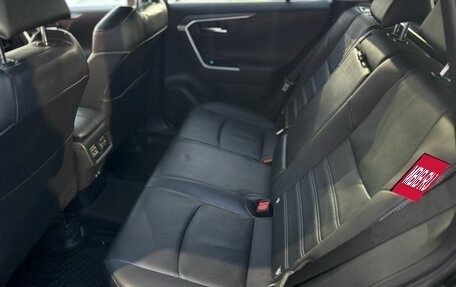 Toyota RAV4, 2021 год, 3 900 000 рублей, 18 фотография