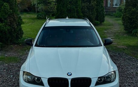 BMW 3 серия, 2009 год, 1 300 000 рублей, 4 фотография