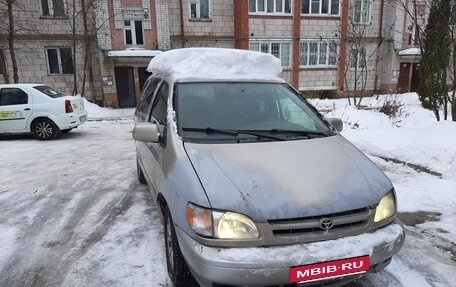 Toyota Sienna I, 2001 год, 499 999 рублей, 4 фотография
