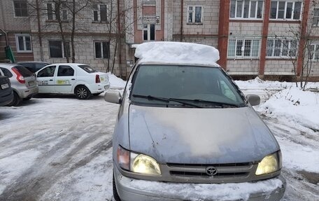 Toyota Sienna I, 2001 год, 499 999 рублей, 6 фотография