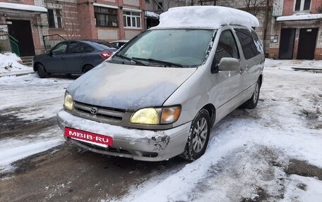 Toyota Sienna I, 2001 год, 499 999 рублей, 12 фотография