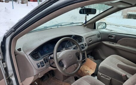 Toyota Sienna I, 2001 год, 499 999 рублей, 34 фотография