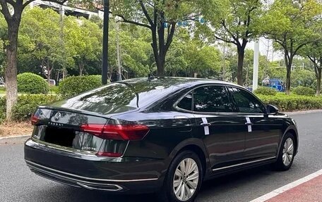 Volkswagen Passat B8 рестайлинг, 2021 год, 2 000 000 рублей, 2 фотография