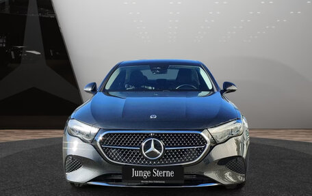 Mercedes-Benz E-Класс, 2024 год, 7 240 807 рублей, 2 фотография