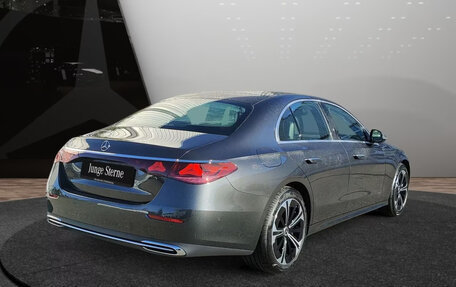 Mercedes-Benz E-Класс, 2024 год, 7 240 807 рублей, 4 фотография