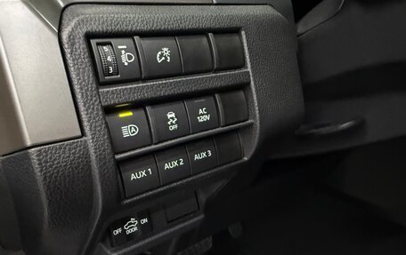 Toyota Tacoma, 2024 год, 7 990 000 рублей, 11 фотография