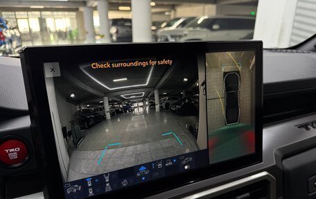 Toyota Tacoma, 2024 год, 7 990 000 рублей, 21 фотография